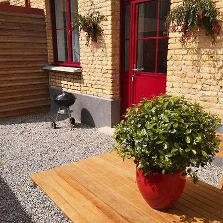 Appartement - Parking Prive Gratuit, Proche Centre-Ville Et Gare De Saint-Omer Saint-Omer (Pas-de-Calais) Exterior foto