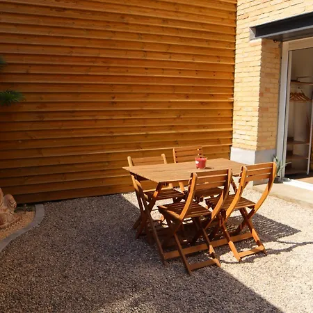 Appartement - Parking Prive Gratuit, Proche Centre-Ville Et Gare De Saint-Omer Saint-Omer (Pas-de-Calais) Exterior foto