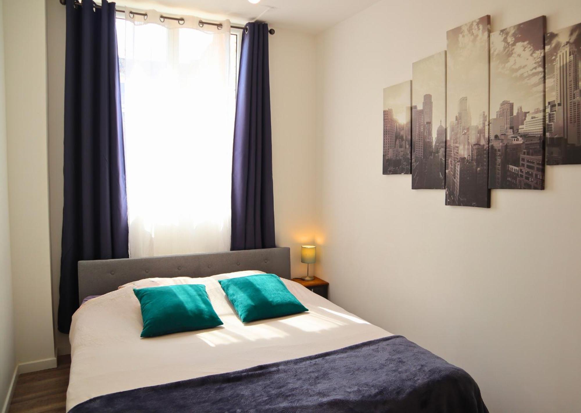 Appartement - Parking Prive Gratuit, Proche Centre-Ville Et Gare De Saint-Omer