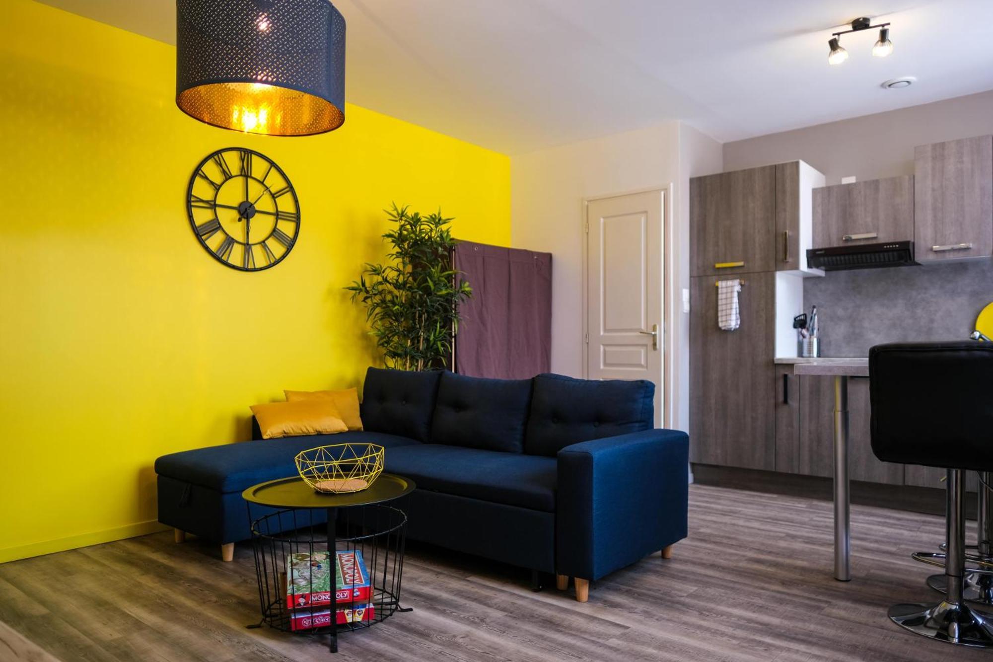 Appartement - Parking Prive Gratuit, Proche Centre-Ville Et Gare De Saint-Omer