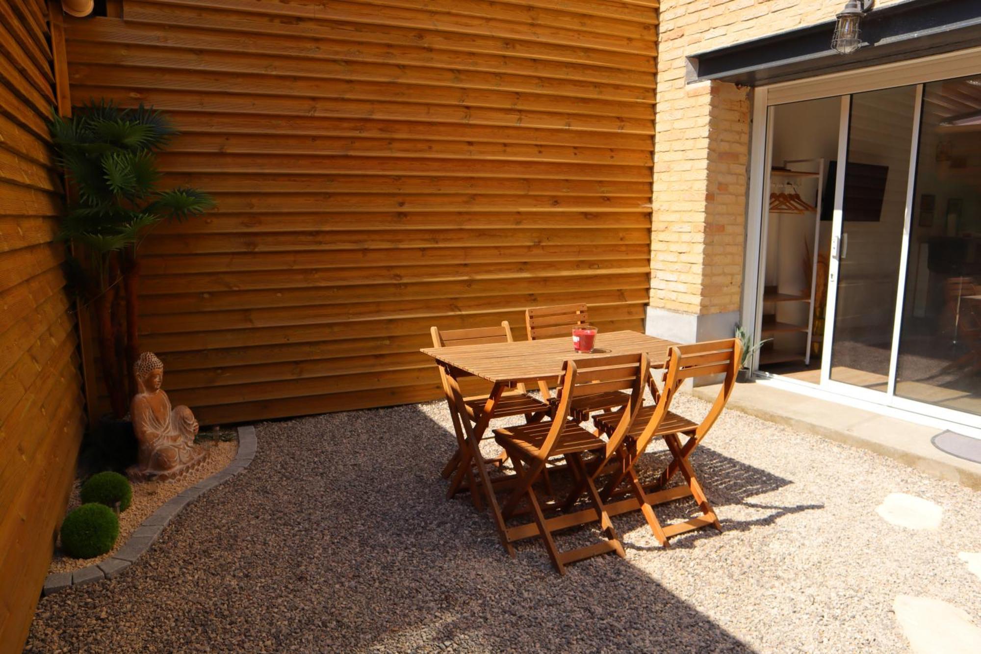 Appartement - Parking Prive Gratuit, Proche Centre-Ville Et Gare De Saint-Omer Apartment Saint-Omer (Pas-de-Calais)