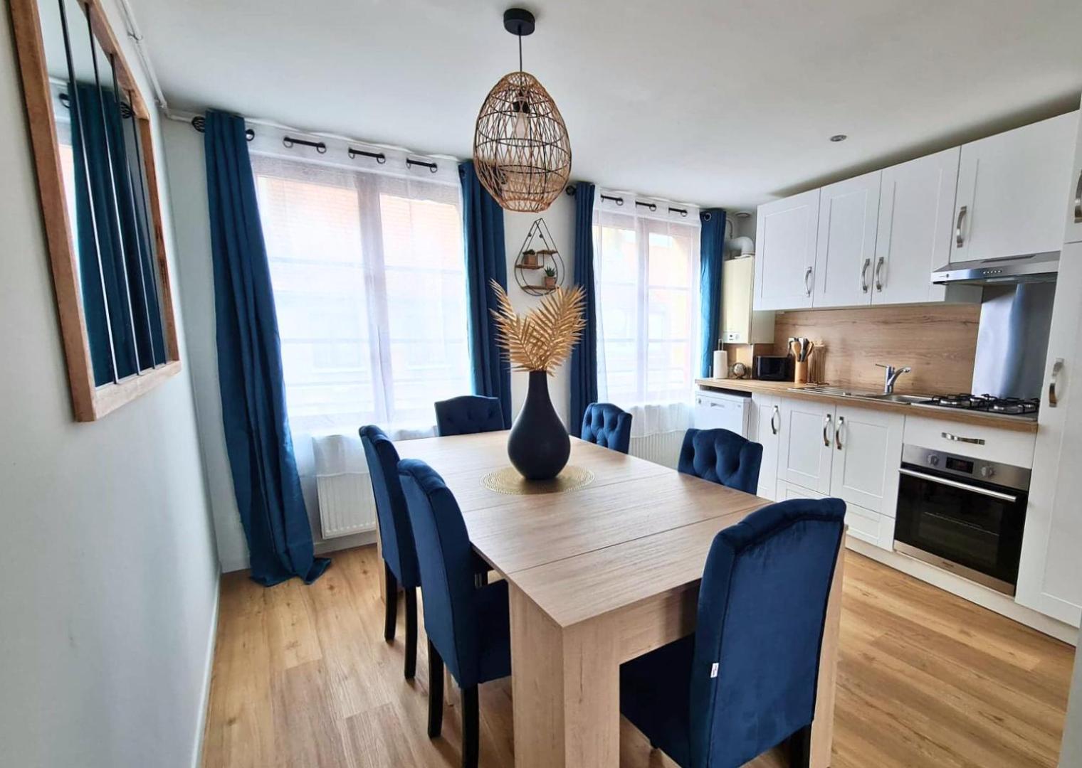 Appartement - Parking Prive Gratuit, Proche Centre-Ville Et Gare De Saint-Omer Apartment Saint-Omer (Pas-de-Calais)