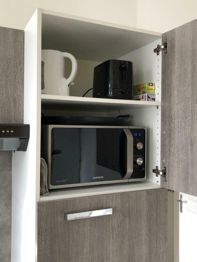 Apartment Appartement - Parking Prive Gratuit, Proche Centre-Ville Et Gare De Saint-Omer Saint-Omer (Pas-de-Calais)